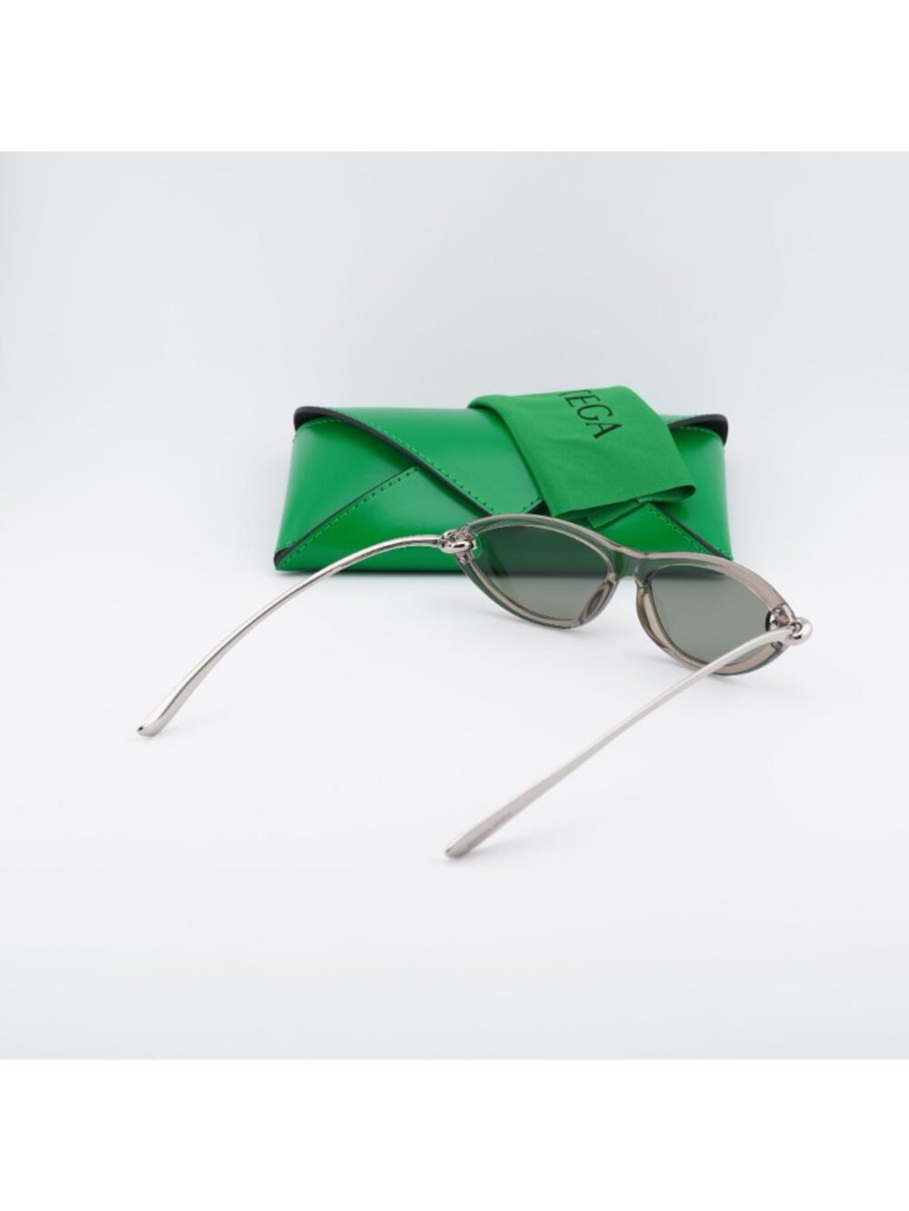 Bottega Veneta BV1390S 005 Cat Eye Sunglasses - Beige / Silver / Green - Picture 12 of 12